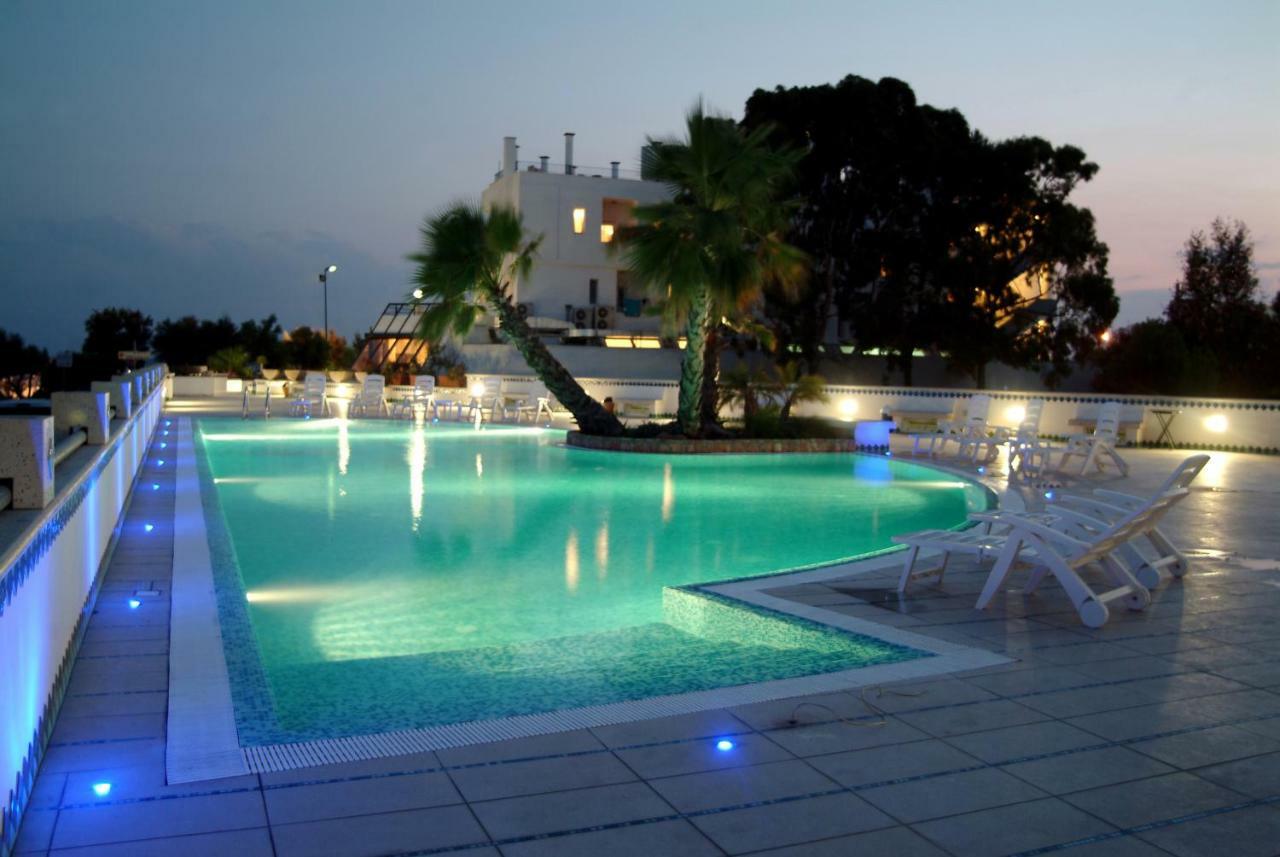 Hyencos Hotel Callyon Torre San Giovanni Ugento Eksteriør billede